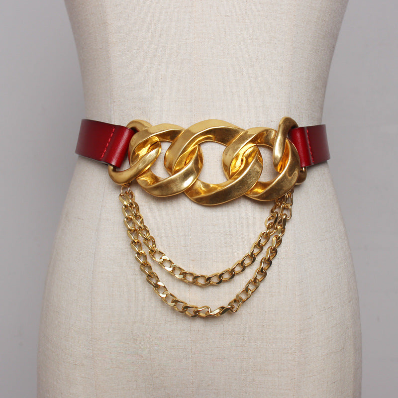 Street shot fashion metal chain link