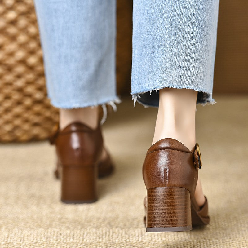 Women's Chunky Heel Hollow Buckle Pig Cage Closed Toe Sandals