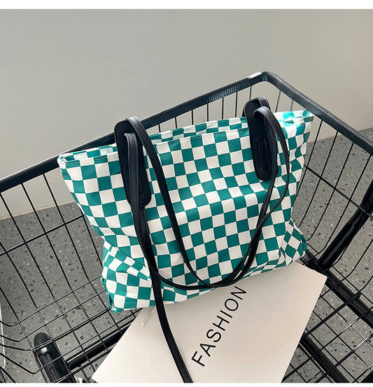 Ny skuldertaske i nylon til kvinder