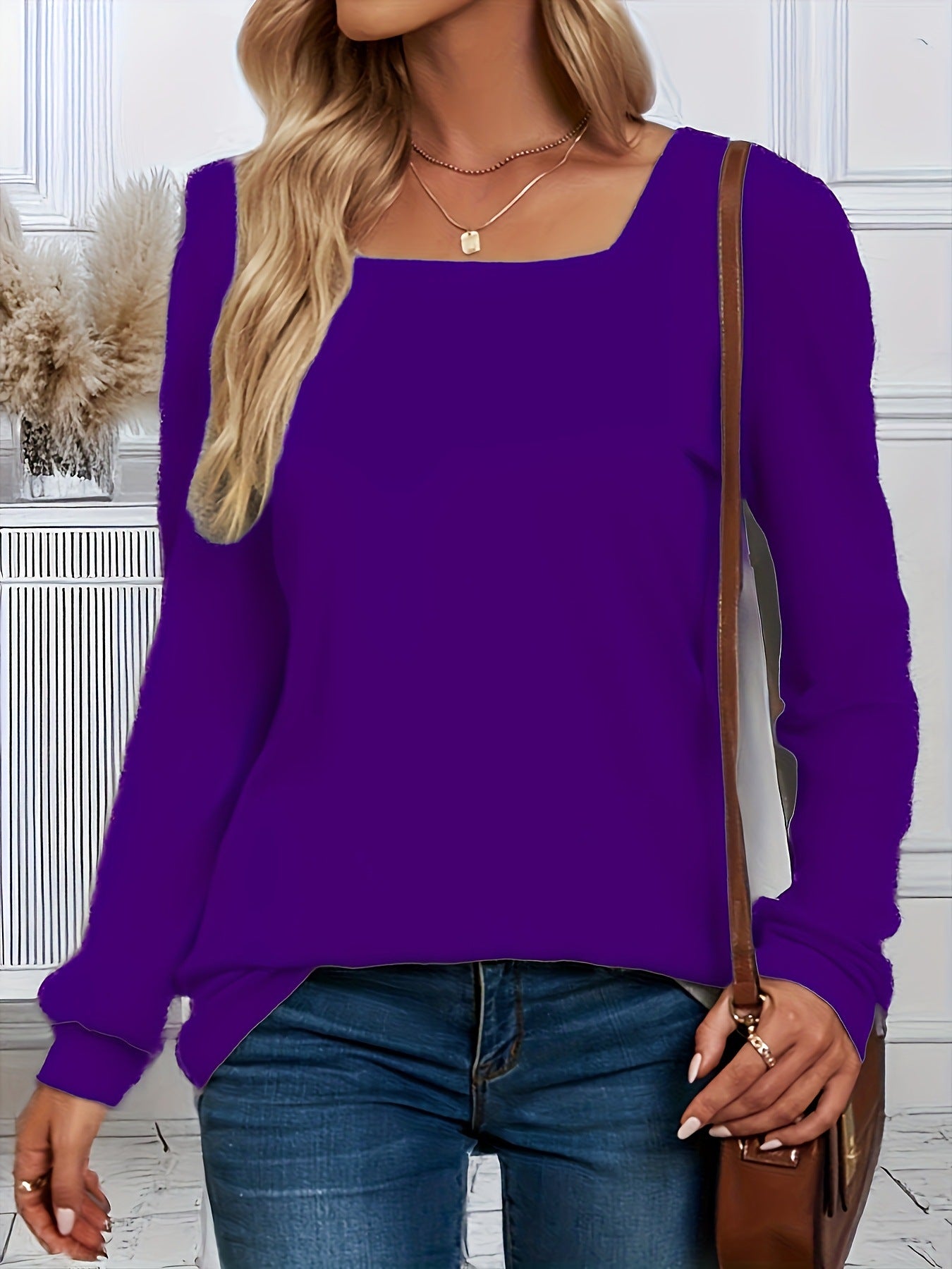 Plus-size Women's Casual And Fashionable Square-neck Long-sleeve Top