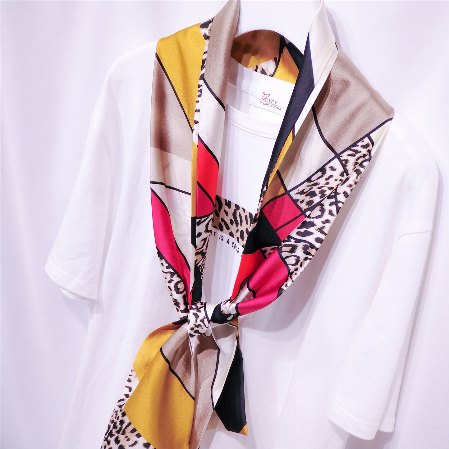 Scarf in spring, summer and autumn