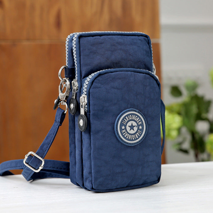 Mini wrist cloth hanging bag