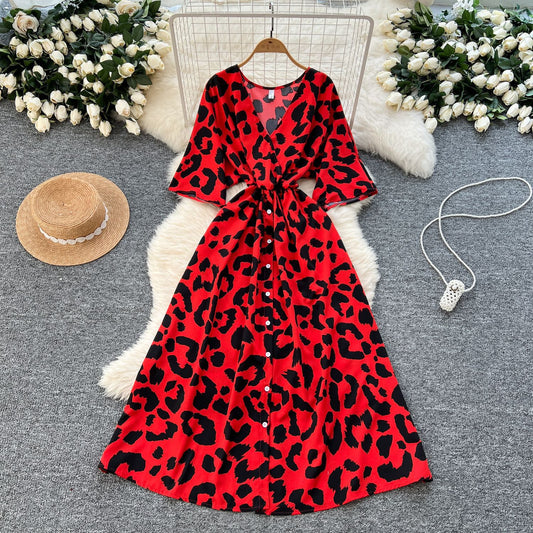 Five-quarter-sleeve Fitted-waist Single-breasted Printed Dress