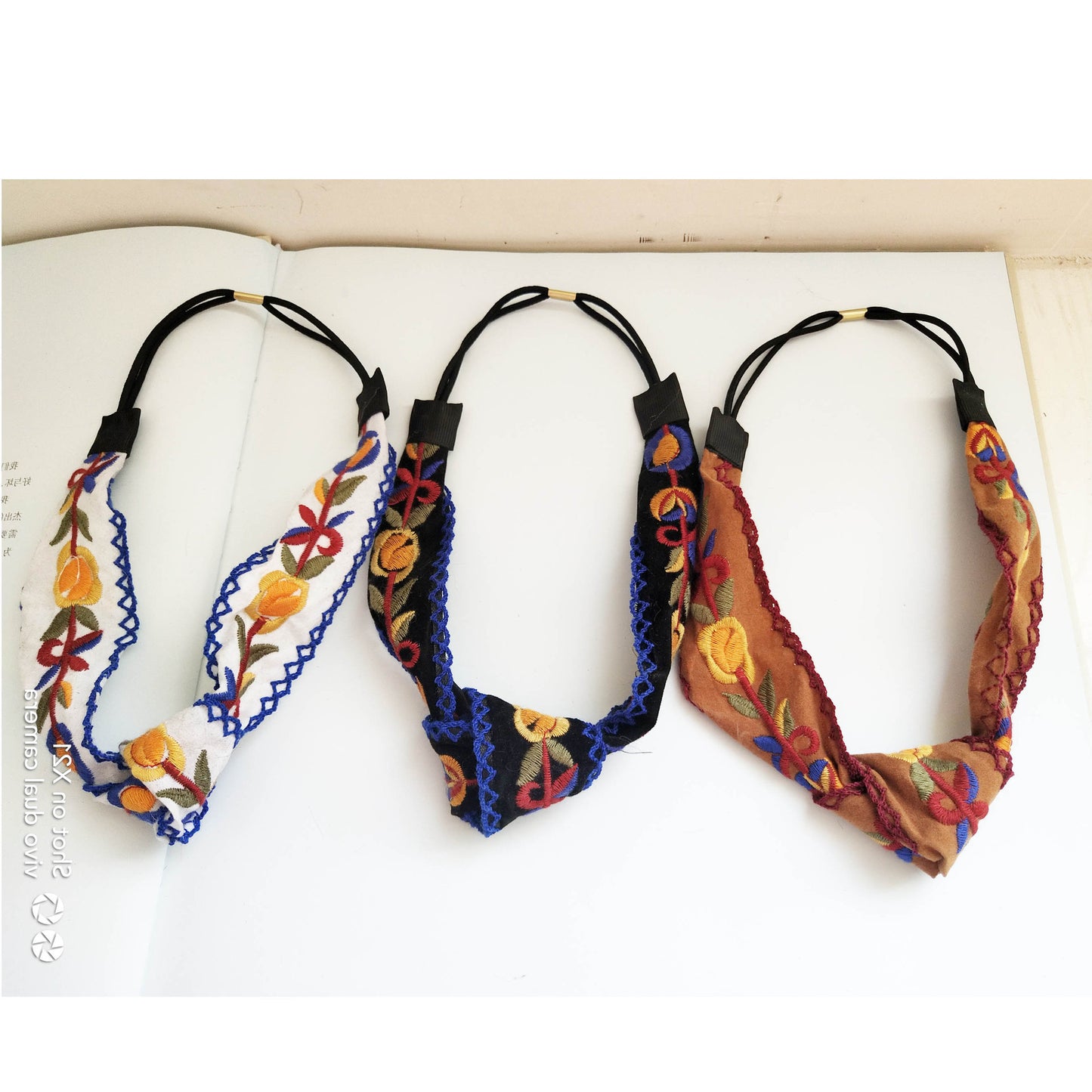 Knotted Hair Band In The Middle of Leather Velvet Embroidery Flowers