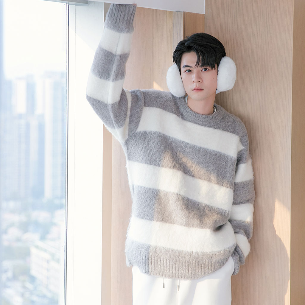 Men's Striped Contrast Lazy Sweater
