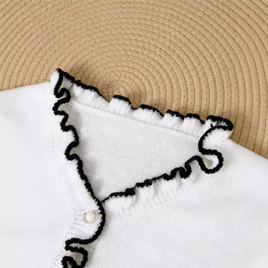 Fashion Color Contrast Wooden Ear Pearl Button Long Sleeve V-neck Sweater Pullover