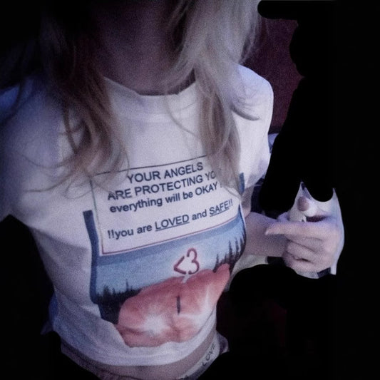Womens Slim-fit Short T-shirt With A Crew Neck And Letter Print