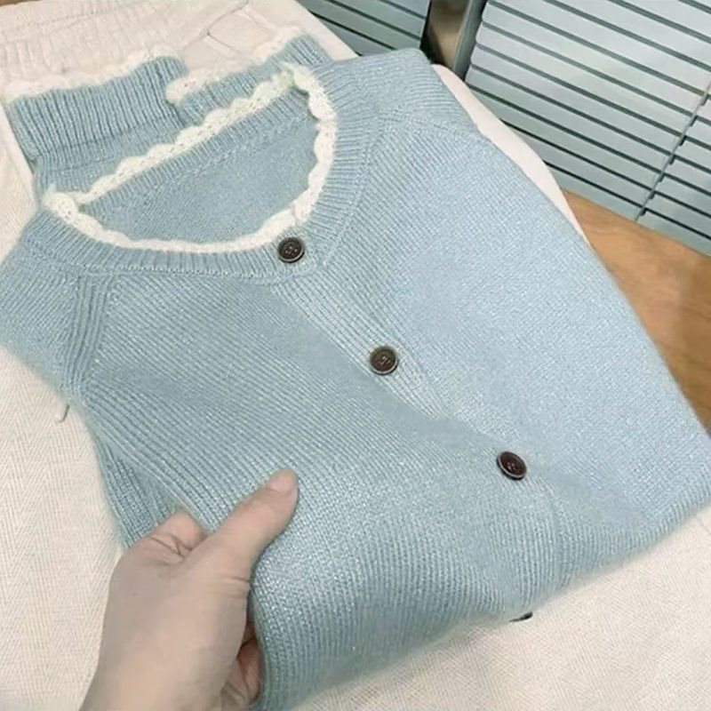Women's Fashion Coat With A Crew Neck