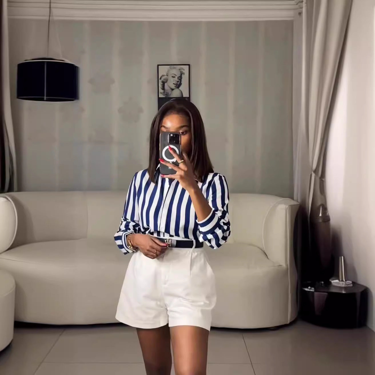 Fashionable And Versatile Blue Striped Shirt