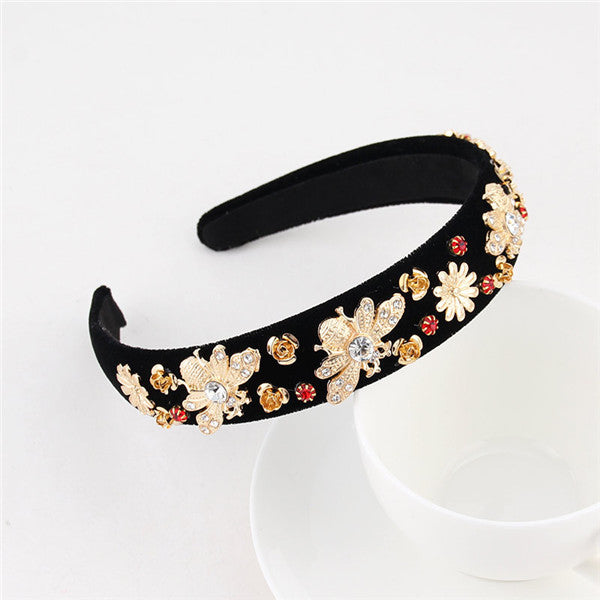Wide-Edged Headband