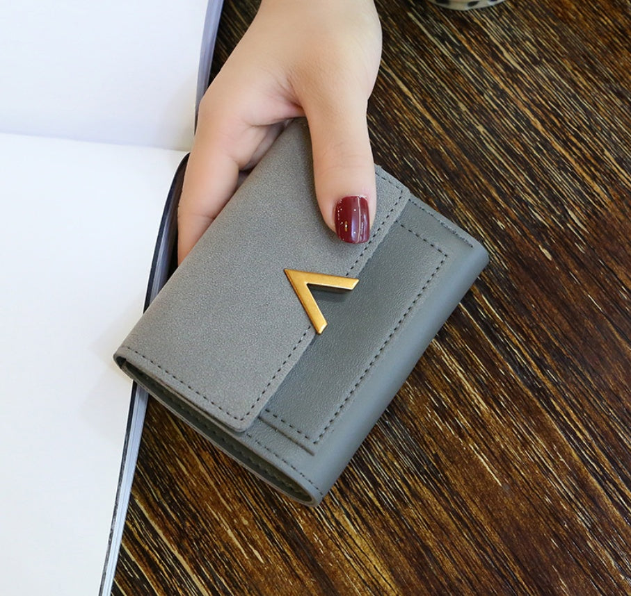 Retro short wallet