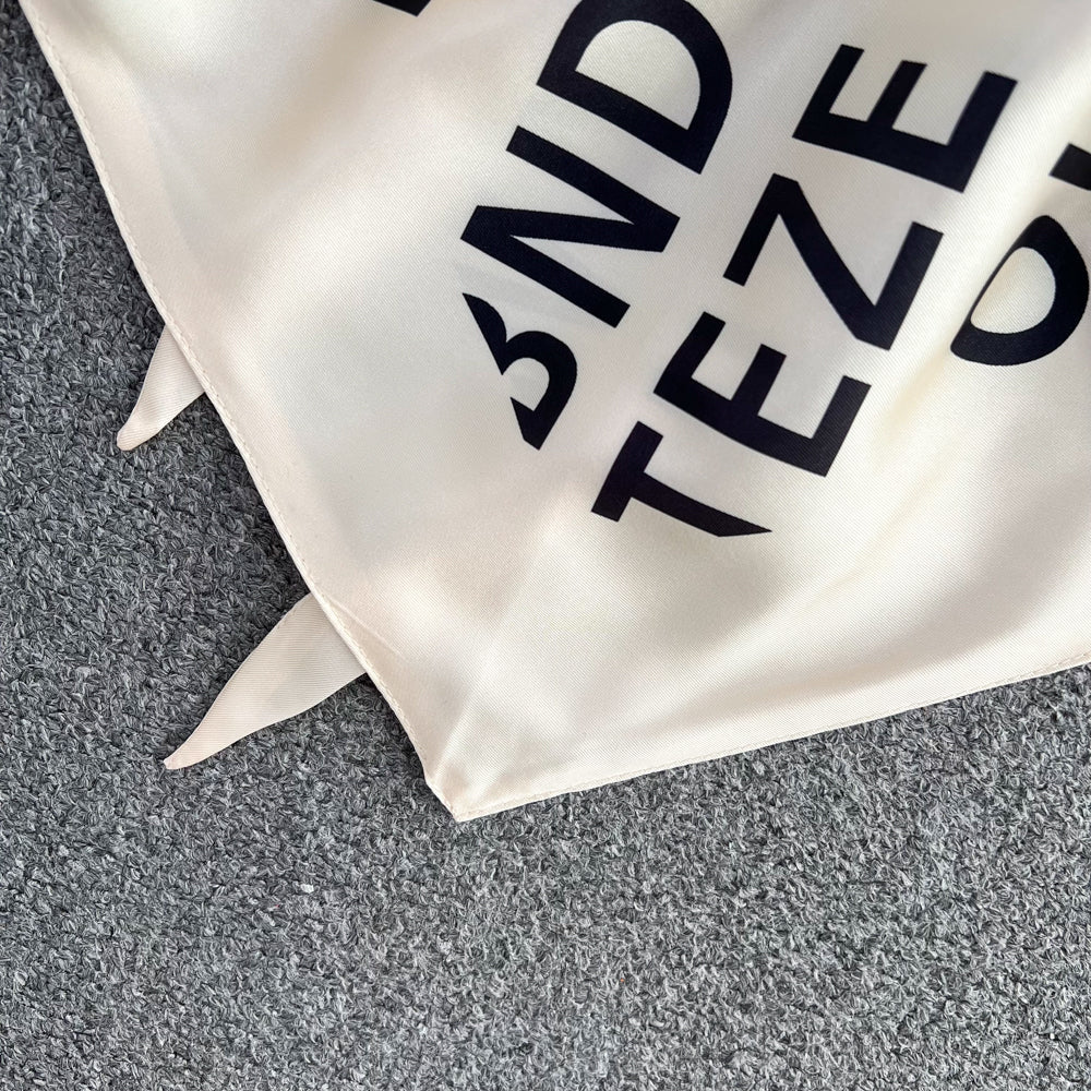 Triangle Belly Pocket Letter Bra Scarf Vest