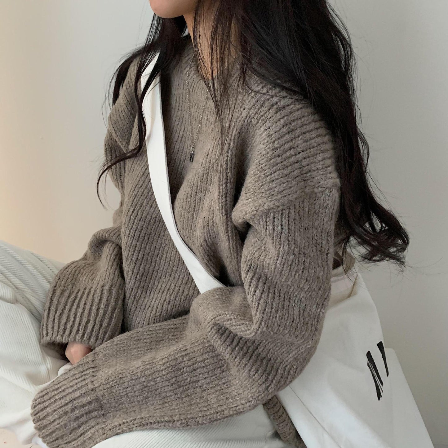 Versatile Long Sleeve Round Neck Pullover Sweater