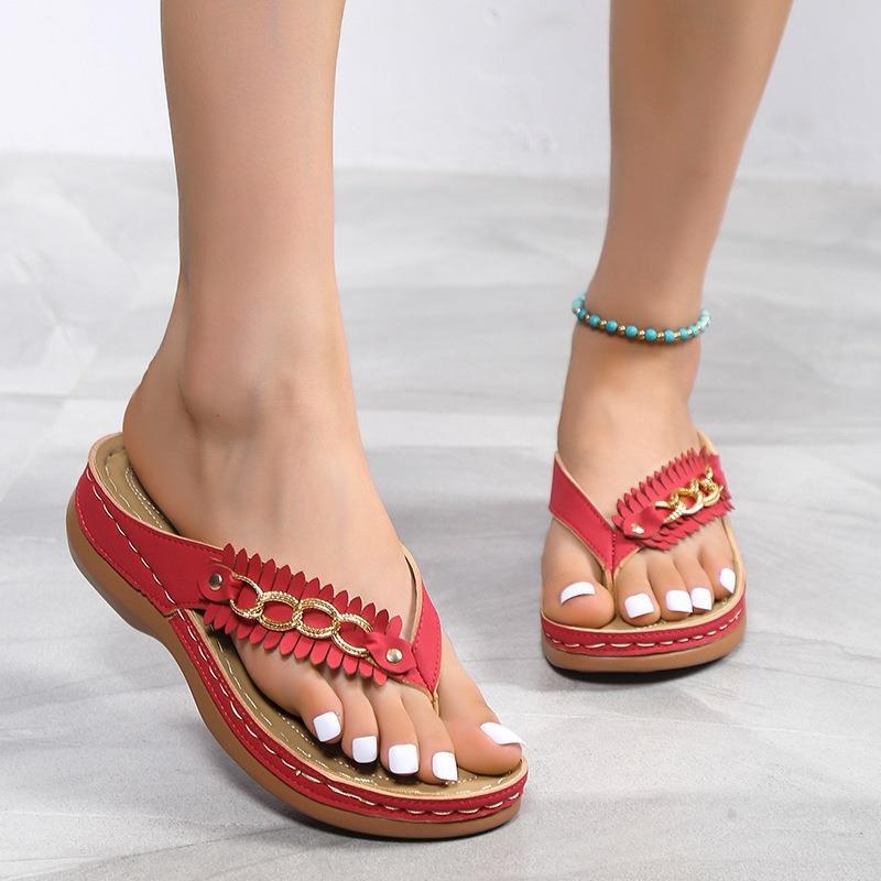 Round Head Hollow Metal Buckle Wedge Outdoor Pure Color Comfort Flip Flops