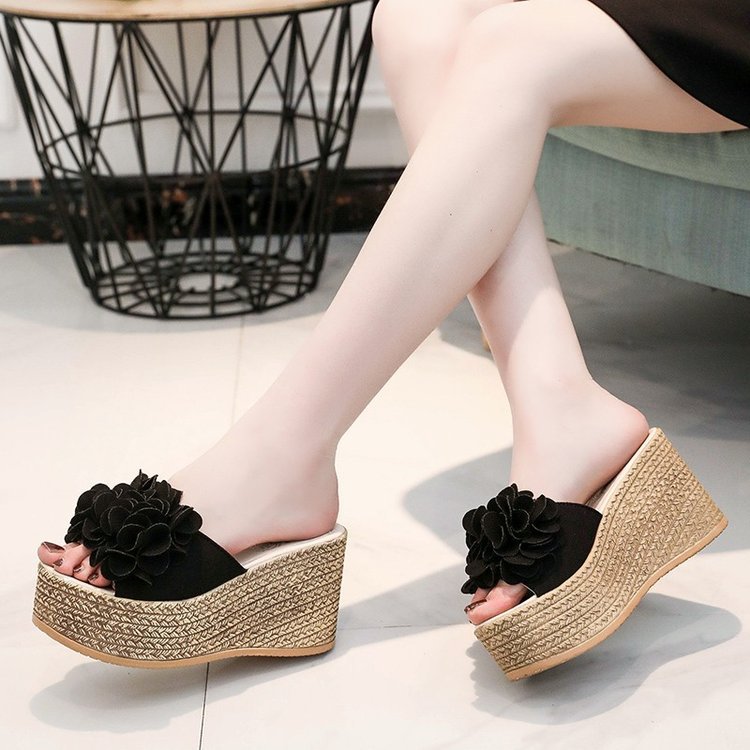 Fashion Summer Flower Outer Wear Thick Bottom Korean Style One-line Wedge Slippers