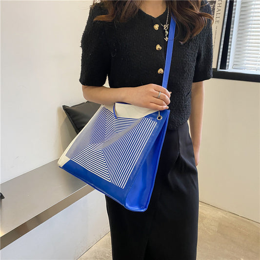 Large Capacity Crossbody Women's Shoulder Trend Casual Tote Bag