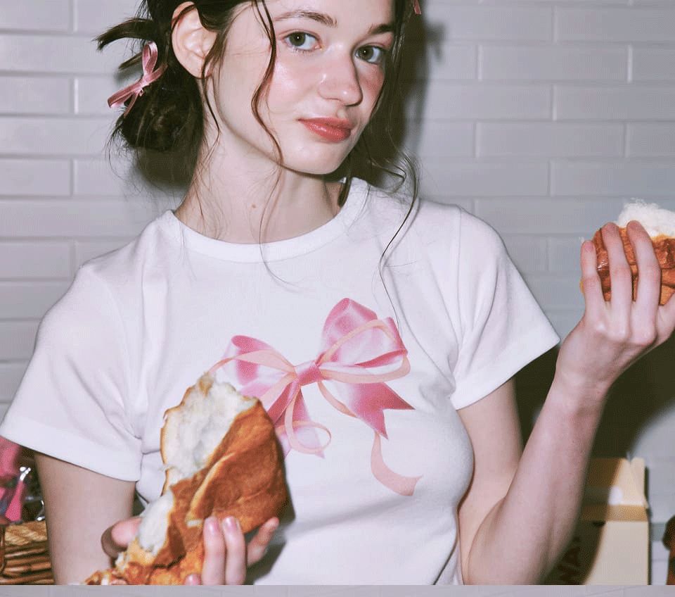 Special-interest Design 23 Sommer Hot Girl Sløjfe Rund Hals Kortærmet T-shirt Pige