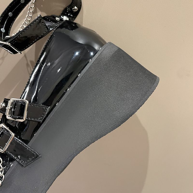 Women's Bow Chain Rivet British Style Small Leather Shoes