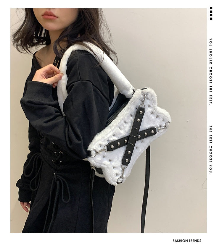Sweet Cool Hot Girl Rivet Plush Shoulder Bag