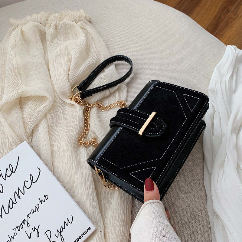 Shoulder chain bag