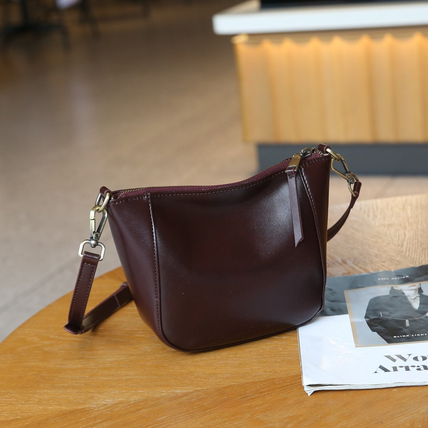 Ladies' High-end Niche Hand-held Small Top-grain Leather Shoulder Crossbody Bag