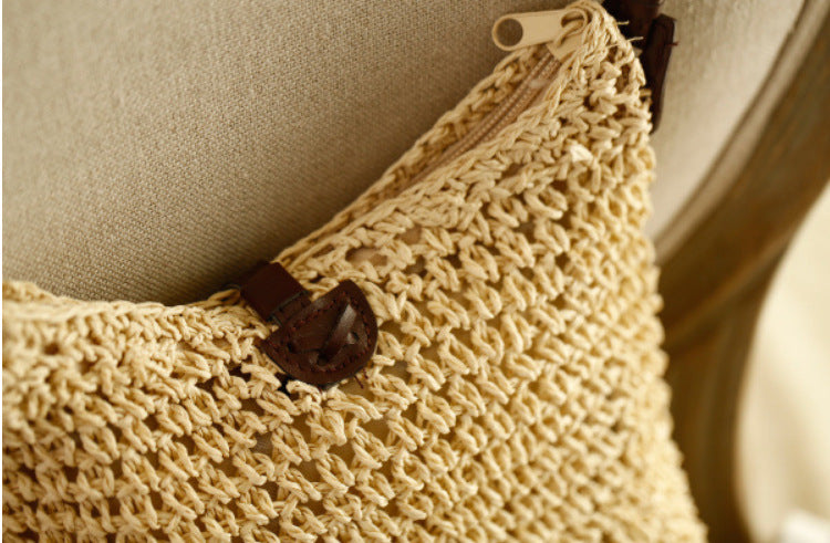 Simple And Elegant Crochet Crossbody Straw Bag