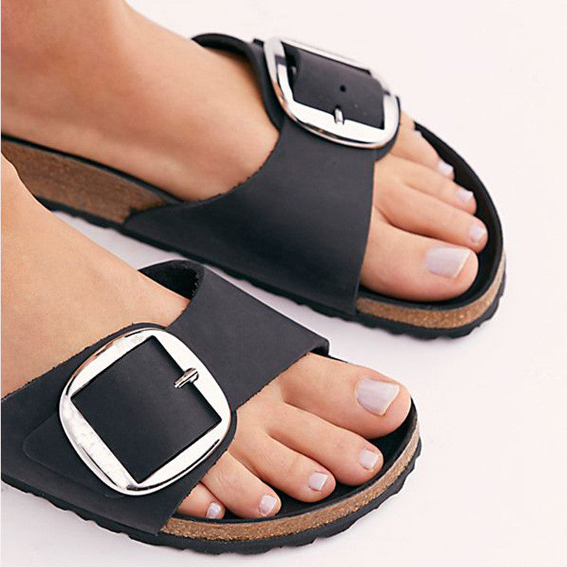 Flat-bottomed Flat-bottomed Flip Flops Fashion Exterior Buttoned Sandals And Slippers