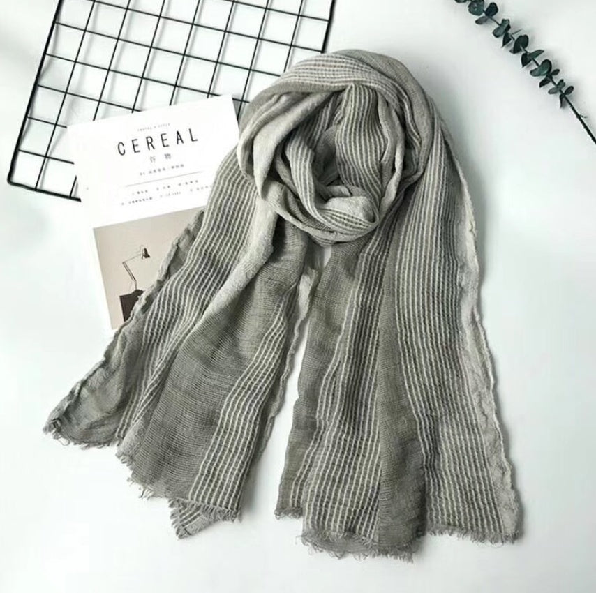 Cotton and linen striped pleated scarf
