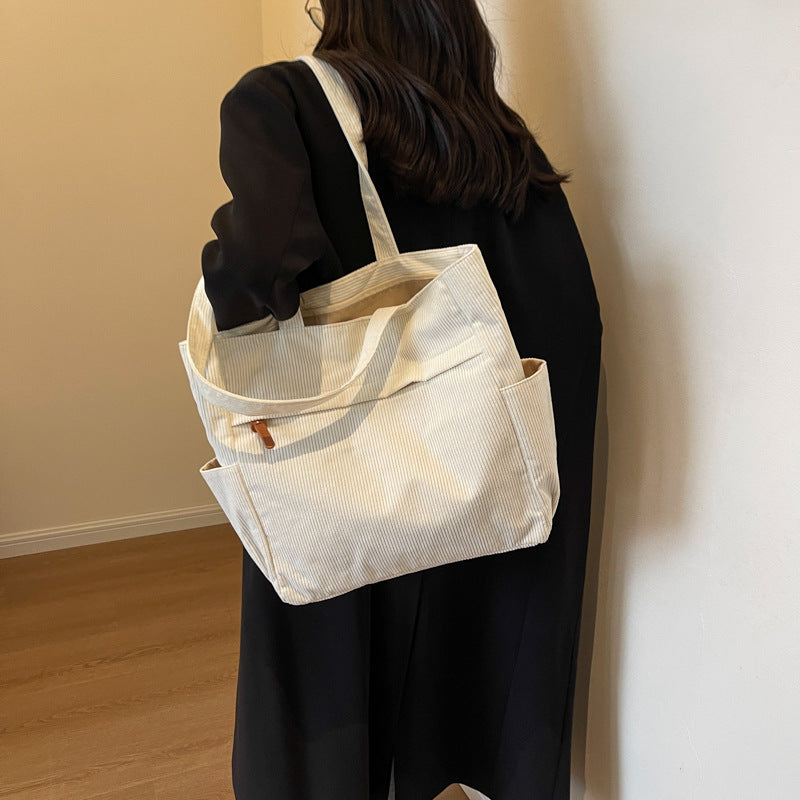 Stylish And Casual Women's Tote Bag With Large Capacity And Unique Design