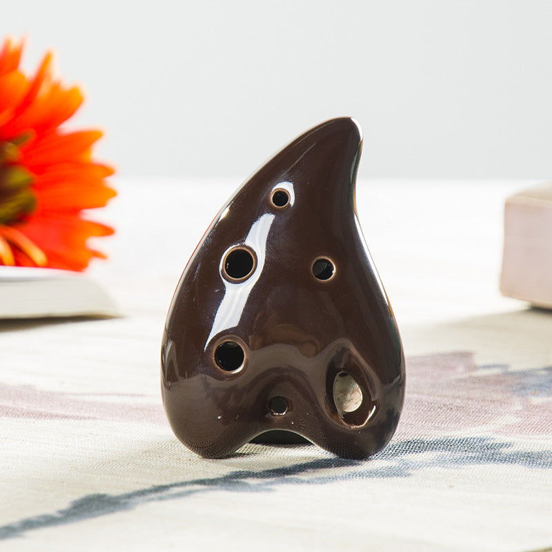 Colour glaze heart-shaped porcelain flute