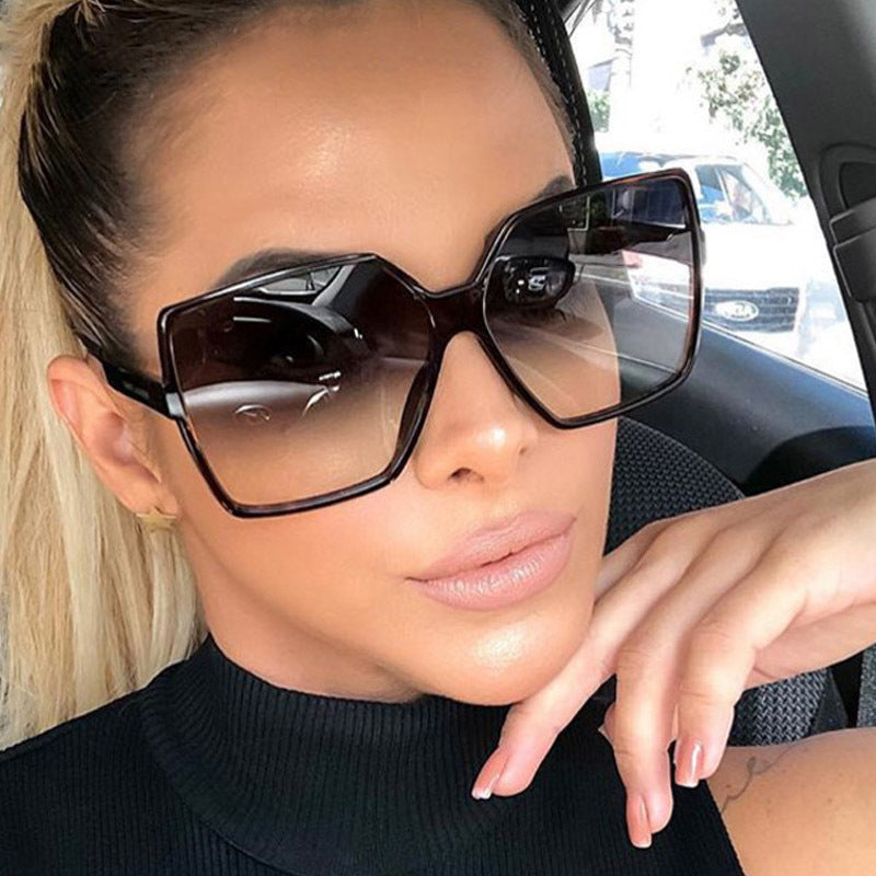Trendy Sunglasses Fashion Men and Women Big Frame Sunglasses