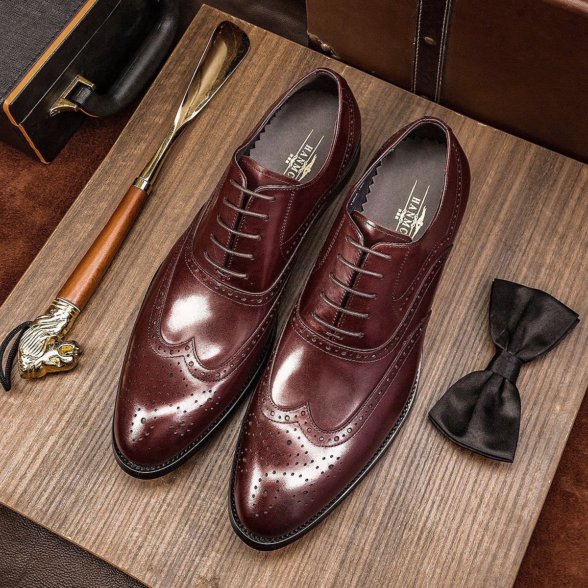 Cowhide Formal Men's Shoes, British Business Casual Shoes, Men's Lace-Up Carved Brogue Shoes