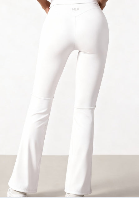 Waist Shaping Yoga Bootleg Pants