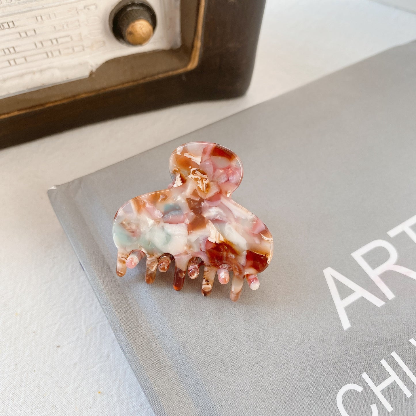 Korean Style Cellulose Acetate Sheet Hair Accessories Trumpet Simplicity Temperament Hair Claw Women