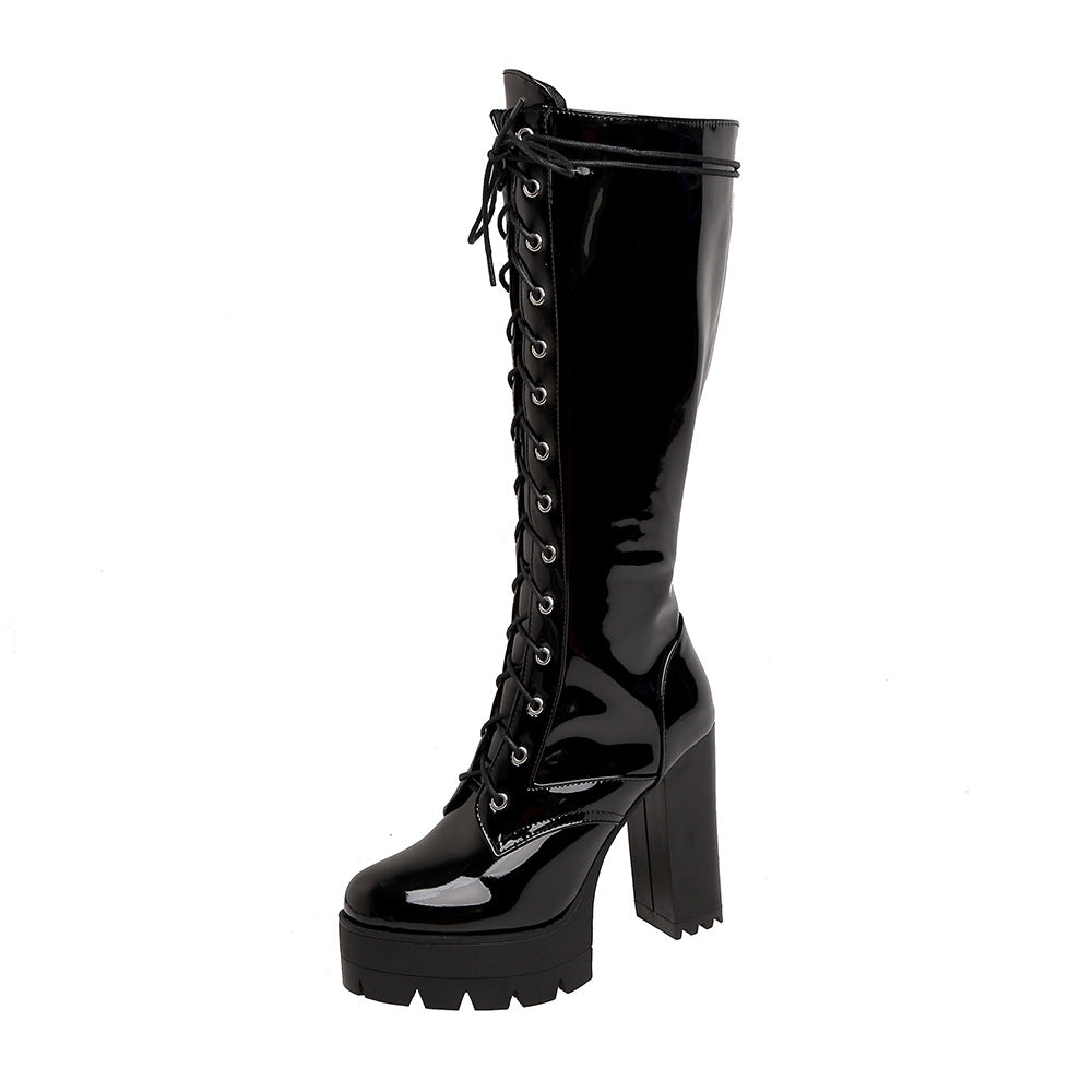 Large size lacquered front lace-up thick heel boots