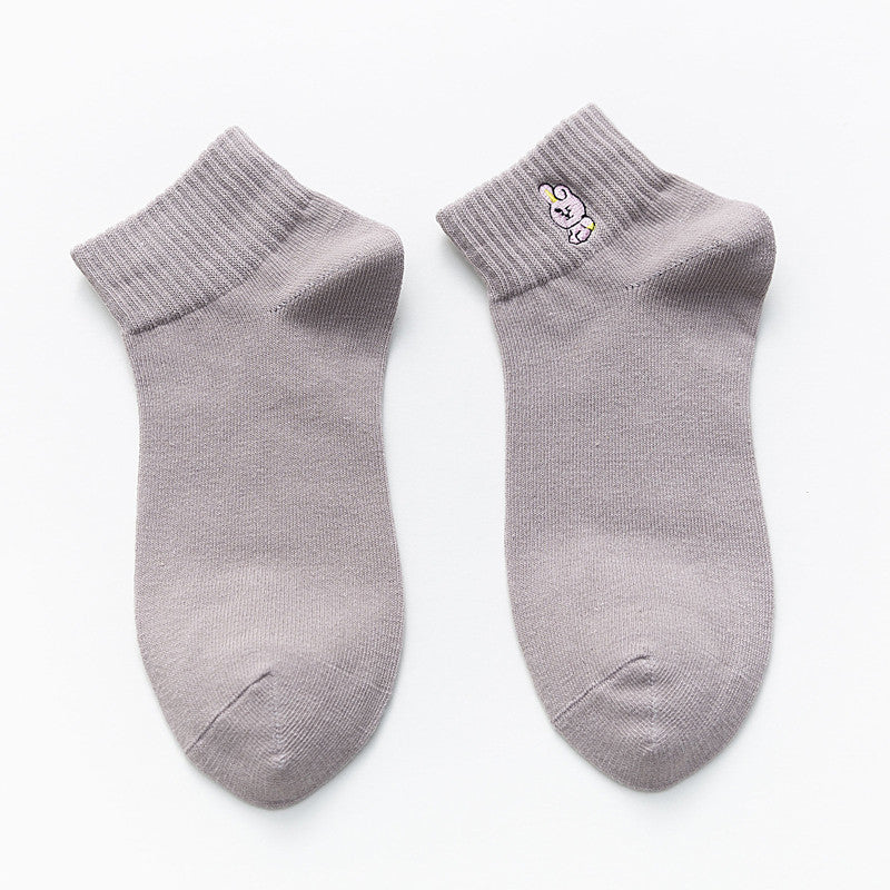 Female Japanese cartoon shallow mouth socks