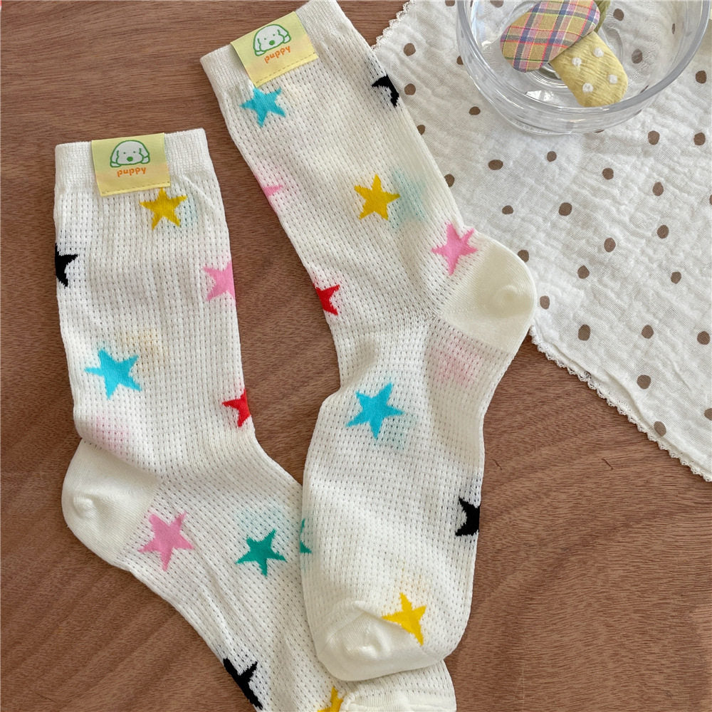 Colorful Mid-calf Breathable Sweat-wicking Socks In A Simple Solid Color
