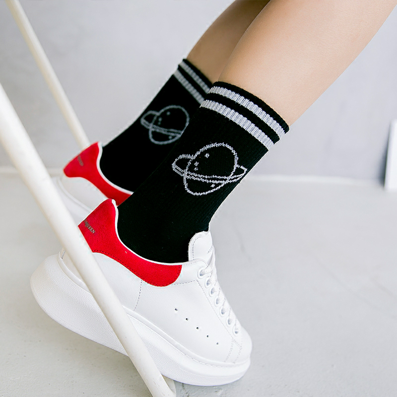 Women's solid color two-bar planet cotton sports socks