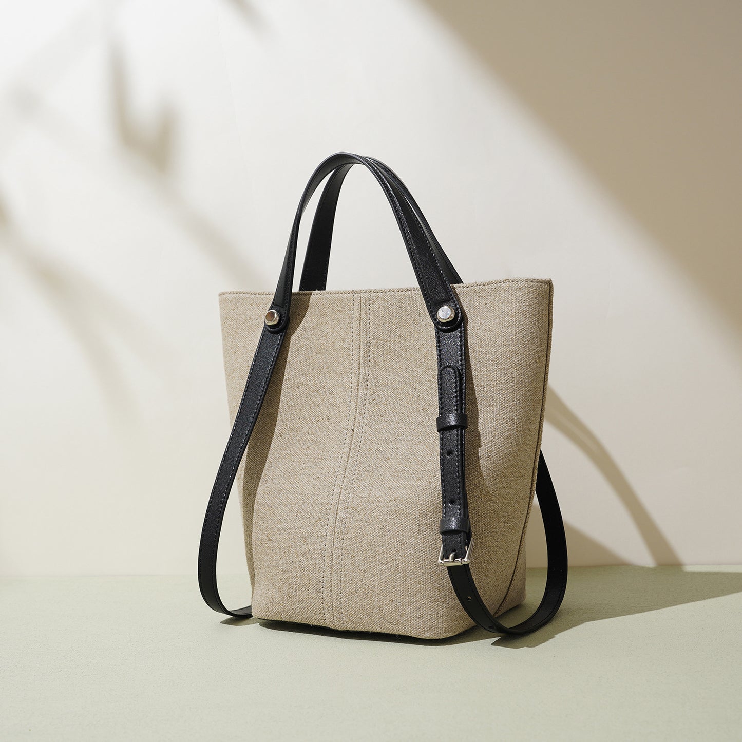 Hand-carrying Genuine Leather Bag