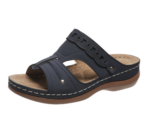 Round Toe Cap Foot Sandals Female Car Line Non-Slip Slope With Hollow Out Large Size Metal Sandals