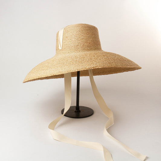 Outdoor Flat-top Curved Hand-woven Raffia Straw Hat