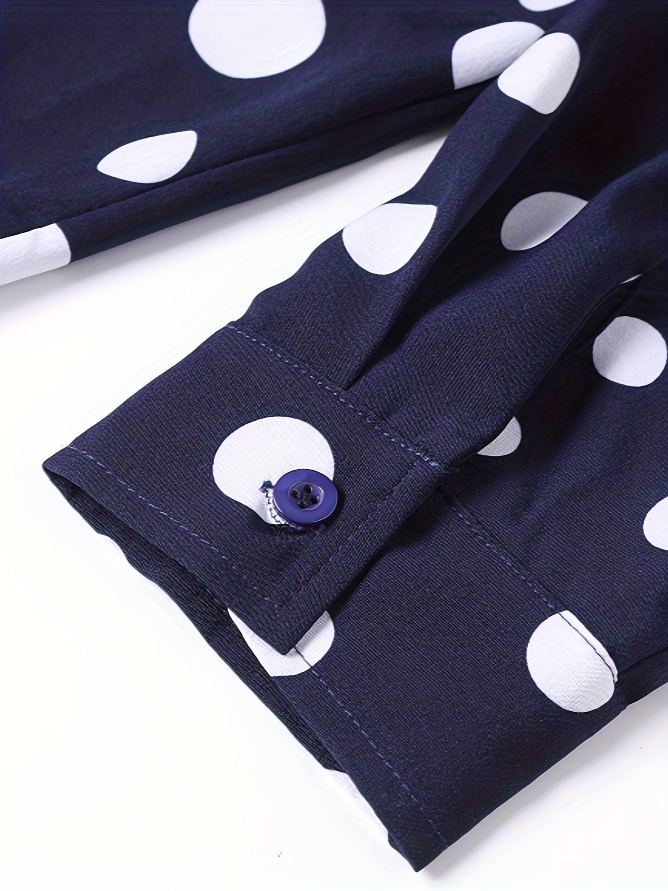 Casual And Versatile Long-sleeved Shirt With Polka Dot Prints For Teenagers And Men