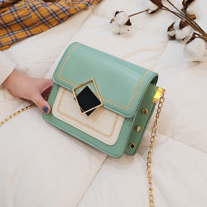 Shoulder chain small square bag