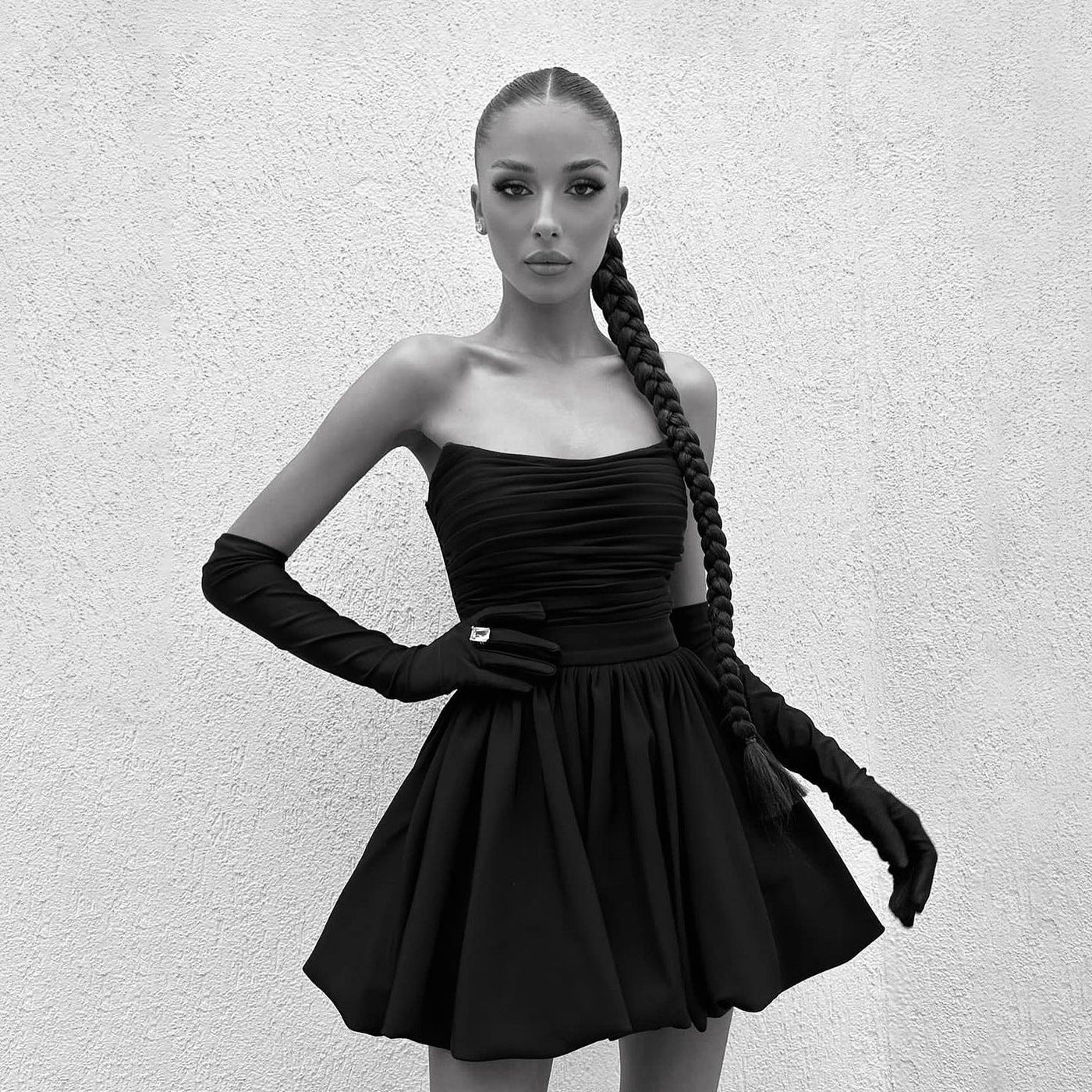 Tube Top Short Skirt Hepburn-style Pleated Little Black A-line Dress