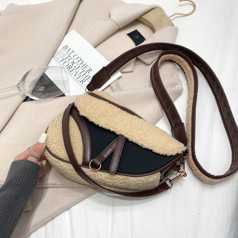 One-shoulder Messenger Underarm Bag Korean Style Plush Stitching Literary Female