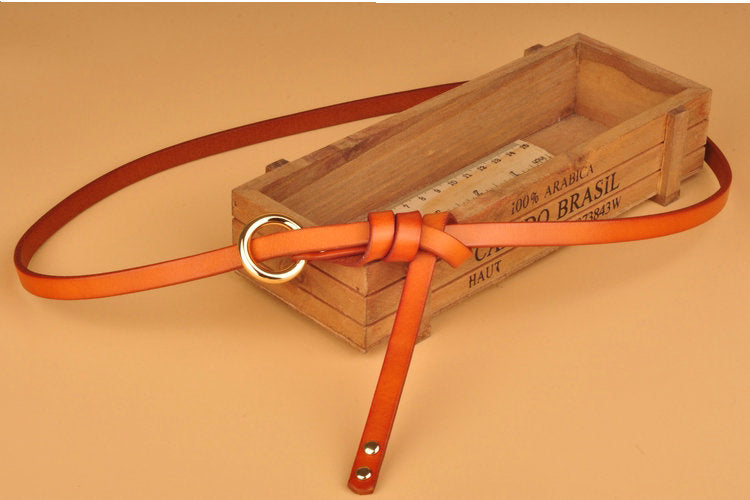 Round button top leather belt