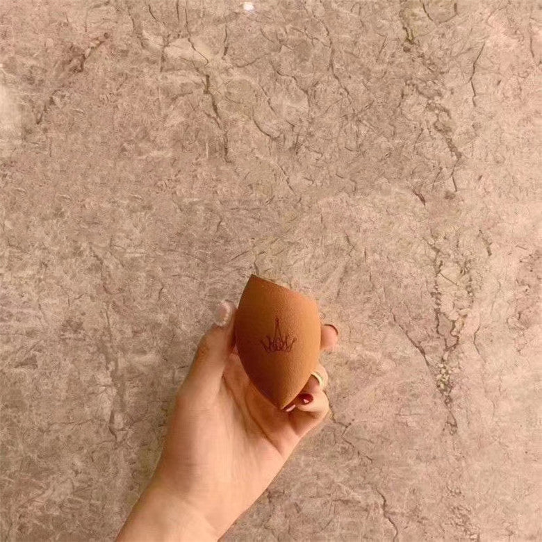 Våde og tørre makeupsvampe