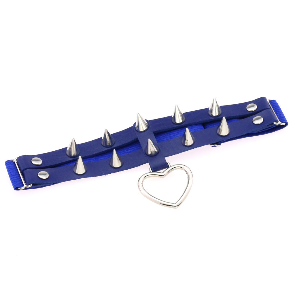 Double Row Spike Rivet Peach Heart Pendant Leg Ring