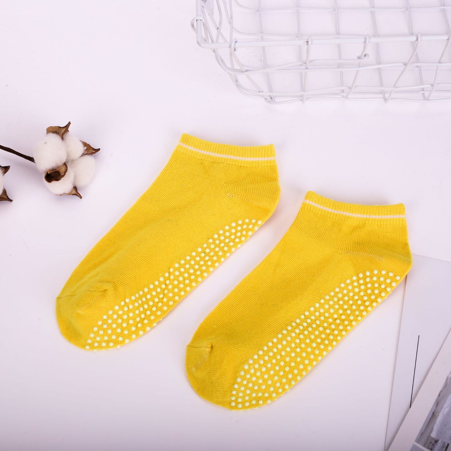 Women's cotton socks