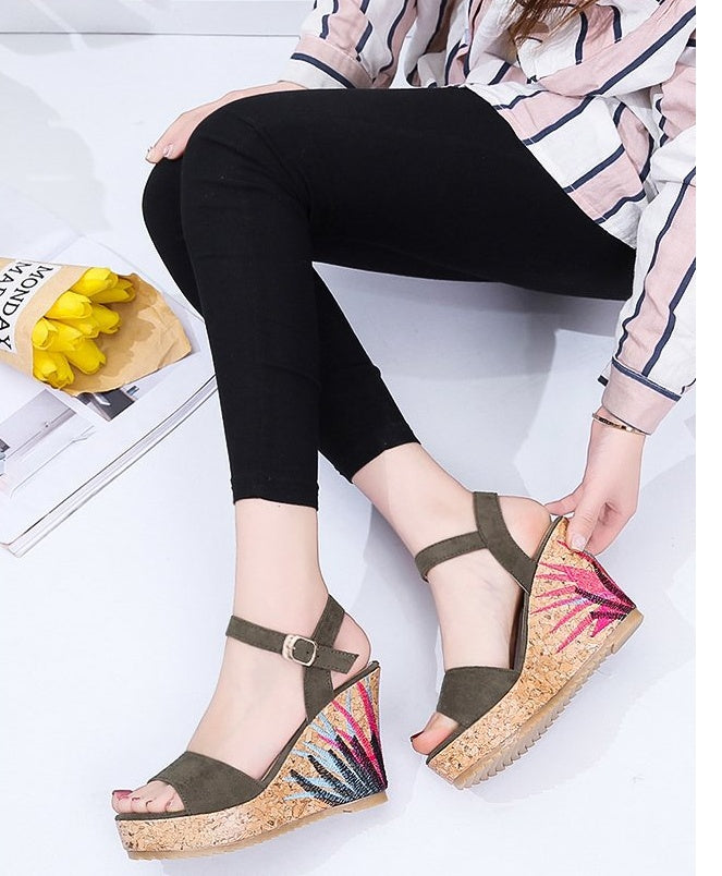 New Women's Fashion Sandals